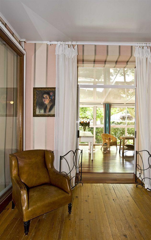 Hotel Les Goelands แซ็งฌองเดอลูซ ภายนอก รูปภาพ