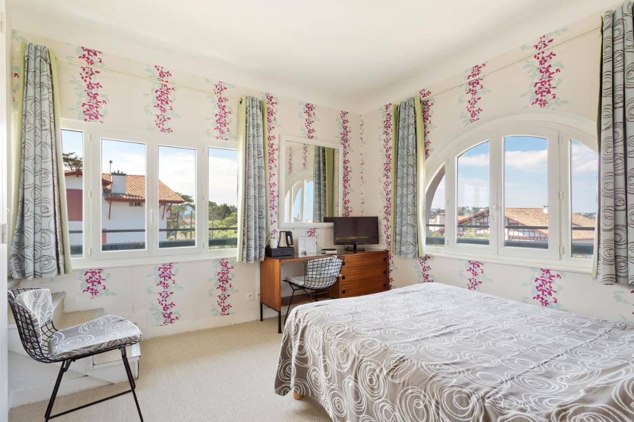 Hotel Les Goelands แซ็งฌองเดอลูซ ภายนอก รูปภาพ
